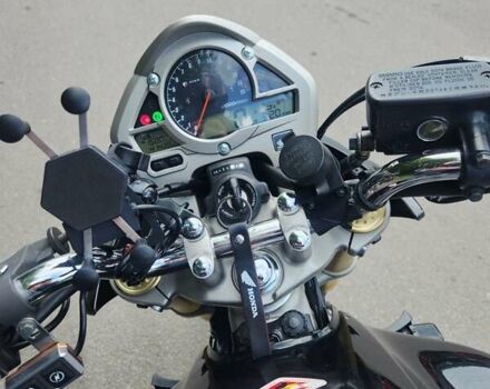 Черный Хонда CB 600F Hornet, объемом двигателя 0.6 л и пробегом 41 тыс. км за 5999 $, фото 11 на Automoto.ua