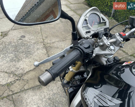 Черный Хонда CB 600F Hornet, объемом двигателя 0.6 л и пробегом 42 тыс. км за 4950 $, фото 26 на Automoto.ua