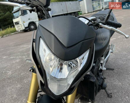 Чорний Хонда CB 600F Hornet, об'ємом двигуна 0.6 л та пробігом 22 тис. км за 7499 $, фото 16 на Automoto.ua