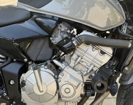 Черный Хонда CB 600F Hornet, объемом двигателя 0.6 л и пробегом 24 тыс. км за 4800 $, фото 6 на Automoto.ua