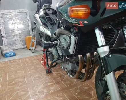 Черный Хонда CB 600F Hornet, объемом двигателя 0 л и пробегом 28 тыс. км за 3200 $, фото 2 на Automoto.ua