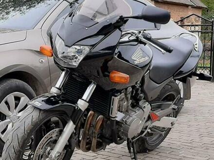 Черный Хонда CB 600F Hornet, объемом двигателя 0 л и пробегом 28 тыс. км за 3200 $, фото 1 на Automoto.ua