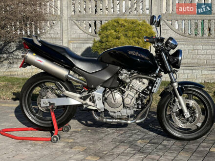 Хонда CB 600F Hornet 2001 у Буске на Automoto.ua Чорний Хонда CB 600F Hornet, об'ємом двигуна 0.6 л та пробігом 36 тис. км за 4050 $, фото 1 на Automoto.ua