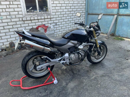 Чорний Хонда CB 600F Hornet, об'ємом двигуна 0.6 л та пробігом 54 тис. км за 4800 $, фото 1 на Automoto.ua