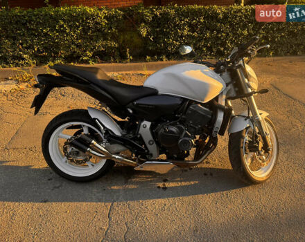 Хонда CB 600F Hornet, объемом двигателя 0 л и пробегом 32 тыс. км за 4600 $, фото 4 на Automoto.ua