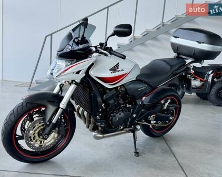 Хонда CB 600F Hornet, объемом двигателя 0.6 л и пробегом 35 тыс. км за 5999 $, фото 4 на Automoto.ua