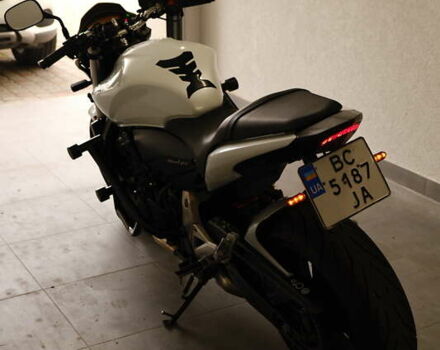 Хонда CB 600F Hornet, объемом двигателя 0 л и пробегом 22 тыс. км за 5700 $, фото 3 на Automoto.ua