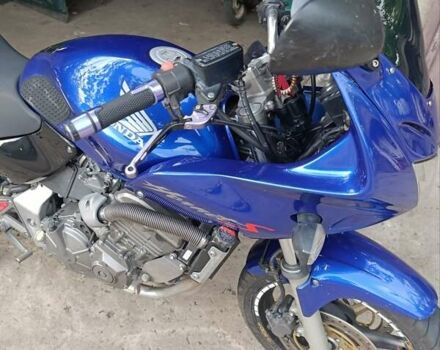 Хонда CB 600F Hornet, об'ємом двигуна 0.6 л та пробігом 50 тис. км за 3500 $, фото 1 на Automoto.ua