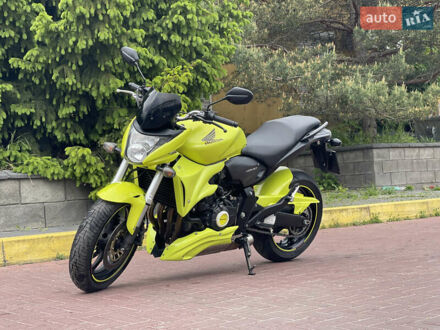 Хонда CB 600F Hornet 2009 в Ровно на Automoto.ua Хонда CB 600F Hornet, объемом двигателя 0.6 л и пробегом 19 тыс. км за 6399 $, фото 1 на Automoto.ua
