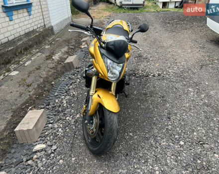 Желтый Хонда CB 600F Hornet, объемом двигателя 0.6 л и пробегом 36 тыс. км за 6500 $, фото 3 на Automoto.ua