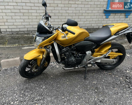 Желтый Хонда CB 600F Hornet, объемом двигателя 0.6 л и пробегом 36 тыс. км за 6500 $, фото 2 на Automoto.ua