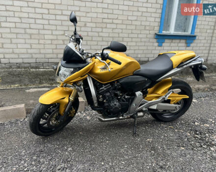 Желтый Хонда CB 600F Hornet, объемом двигателя 0.6 л и пробегом 36 тыс. км за 6500 $, фото 6 на Automoto.ua