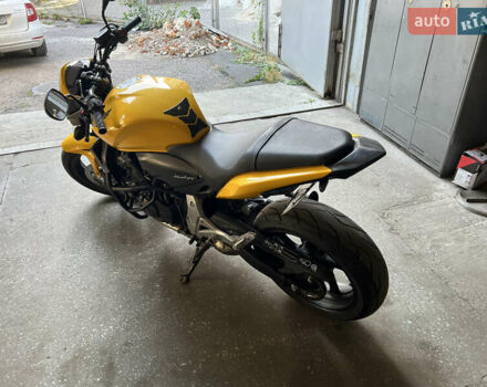 Желтый Хонда CB 600F Hornet, объемом двигателя 0.6 л и пробегом 31 тыс. км за 6800 $, фото 2 на Automoto.ua