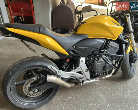 Желтый Хонда CB 600F Hornet, объемом двигателя 0.6 л и пробегом 31 тыс. км за 6800 $, фото 5 на Automoto.ua