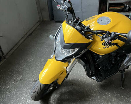 Желтый Хонда CB 600F Hornet, объемом двигателя 0.6 л и пробегом 31 тыс. км за 6800 $, фото 1 на Automoto.ua