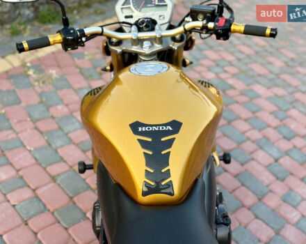 Желтый Хонда CB 600F Hornet, объемом двигателя 0.6 л и пробегом 24 тыс. км за 7100 $, фото 18 на Automoto.ua