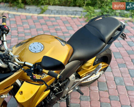 Желтый Хонда CB 600F Hornet, объемом двигателя 0.6 л и пробегом 24 тыс. км за 7100 $, фото 15 на Automoto.ua