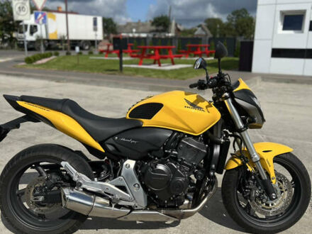 Хонда CB 600F Hornet 2011 в Вараш (Кузнецовск) на Automoto.ua Желтый Хонда CB 600F Hornet, объемом двигателя 0.6 л и пробегом 18 тыс. км за 7000 $, фото 1 на Automoto.ua