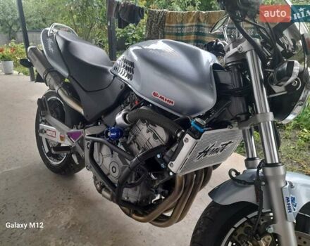 Серый Хонда CB 600F Hornet, объемом двигателя 0.6 л и пробегом 30 тыс. км за 3600 $, фото 2 на Automoto.ua