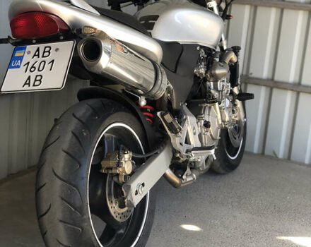 Серый Хонда CB 600F Hornet, объемом двигателя 0.6 л и пробегом 30 тыс. км за 4200 $, фото 7 на Automoto.ua