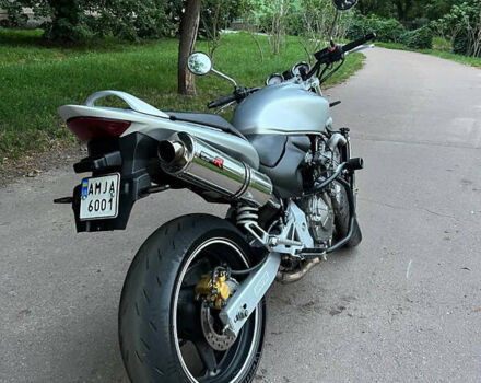 Серый Хонда CB 600F Hornet, объемом двигателя 0.6 л и пробегом 45 тыс. км за 4100 $, фото 12 на Automoto.ua
