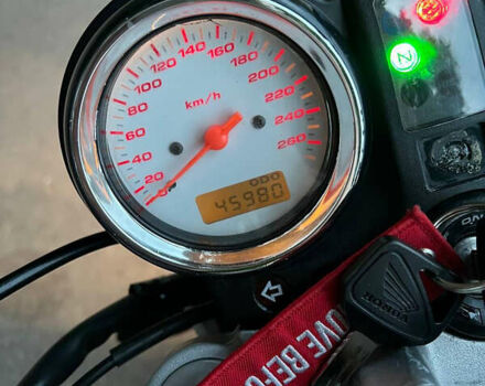 Серый Хонда CB 600F Hornet, объемом двигателя 0.6 л и пробегом 45 тыс. км за 4100 $, фото 6 на Automoto.ua
