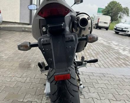 Серый Хонда CB 600F Hornet, объемом двигателя 0.6 л и пробегом 29 тыс. км за 4999 $, фото 9 на Automoto.ua