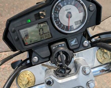 Серый Хонда CB 600F Hornet, объемом двигателя 0.6 л и пробегом 34 тыс. км за 5099 $, фото 8 на Automoto.ua