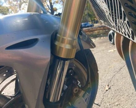 Серый Хонда CB 600F Hornet, объемом двигателя 0.6 л и пробегом 73 тыс. км за 3000 $, фото 16 на Automoto.ua