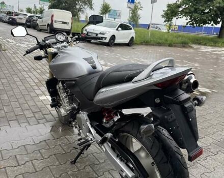 Серый Хонда CB 600F Hornet, объемом двигателя 0.6 л и пробегом 29 тыс. км за 4999 $, фото 6 на Automoto.ua