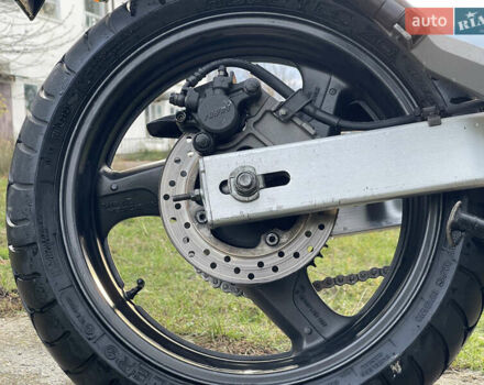 Серый Хонда CB 600F Hornet, объемом двигателя 0.6 л и пробегом 39 тыс. км за 3900 $, фото 18 на Automoto.ua