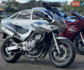Серый Хонда CB 600F Hornet, объемом двигателя 0.6 л и пробегом 44 тыс. км за 3700 $, фото 1 на Automoto.ua