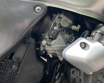 Серый Хонда CB 600F Hornet, объемом двигателя 0.6 л и пробегом 55 тыс. км за 3400 $, фото 26 на Automoto.ua