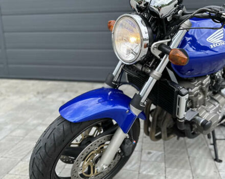 Синий Хонда CB 600F Hornet, объемом двигателя 0.6 л и пробегом 25 тыс. км за 3799 $, фото 18 на Automoto.ua