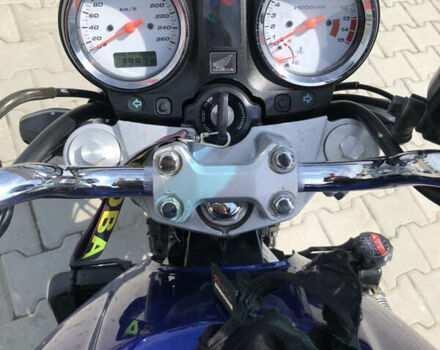 Синий Хонда CB 600F Hornet, объемом двигателя 0.6 л и пробегом 40 тыс. км за 4420 $, фото 4 на Automoto.ua
