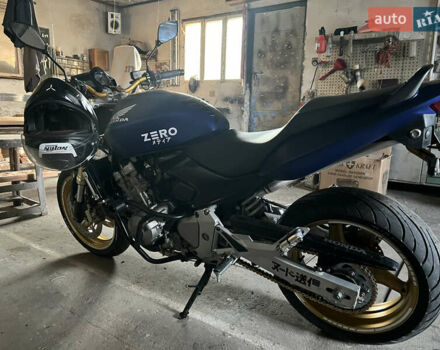 Синий Хонда CB 600F Hornet, объемом двигателя 0.6 л и пробегом 33 тыс. км за 5300 $, фото 1 на Automoto.ua