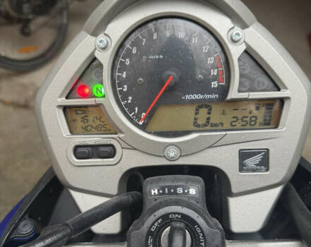 Синий Хонда CB 600F Hornet, объемом двигателя 0.6 л и пробегом 40 тыс. км за 5600 $, фото 2 на Automoto.ua