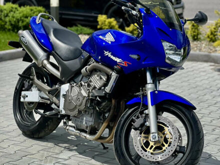 Хонда CB 600F Hornet 2001 в Виннице на Automoto.ua Синий Хонда CB 600F Hornet, объемом двигателя 0.6 л и пробегом 31 тыс. км за 4100 $, фото 1 на Automoto.ua