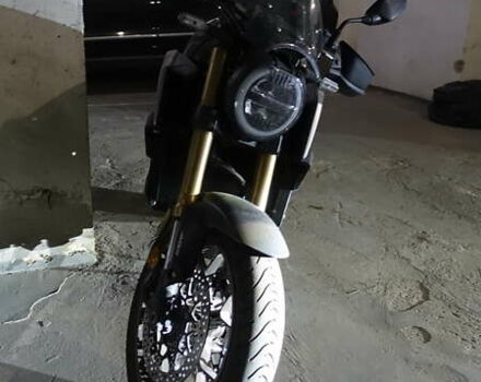 Черный Хонда CB 650R, объемом двигателя 0.65 л и пробегом 7 тыс. км за 8500 $, фото 6 на Automoto.ua