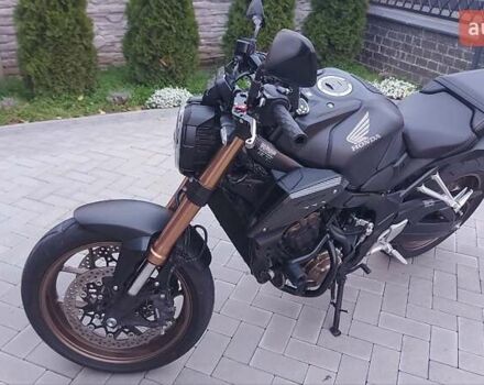 Черный Хонда CB 650R, объемом двигателя 0.65 л и пробегом 16 тыс. км за 8200 $, фото 1 на Automoto.ua