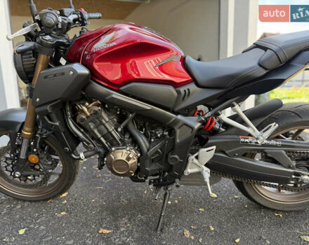Красный Хонда CB 650R, объемом двигателя 0.65 л и пробегом 2 тыс. км за 9500 $, фото 6 на Automoto.ua