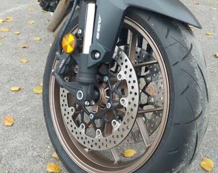 Красный Хонда CB 650R, объемом двигателя 0.65 л и пробегом 1 тыс. км за 10200 $, фото 13 на Automoto.ua