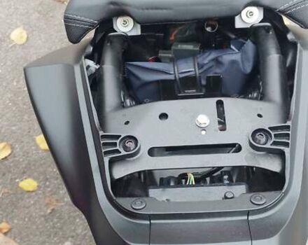 Красный Хонда CB 650R, объемом двигателя 0.65 л и пробегом 1 тыс. км за 10200 $, фото 19 на Automoto.ua