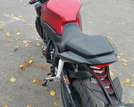 Красный Хонда CB 650R, объемом двигателя 0.65 л и пробегом 1 тыс. км за 10200 $, фото 20 на Automoto.ua