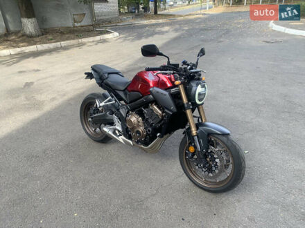 Хонда CB 650R 2023 у Харкові на Automoto.ua Червоний Хонда CB 650R, об'ємом двигуна 0.65 л та пробігом 4 тис. км за 9200 $, фото 1 на Automoto.ua