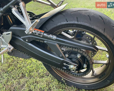 Хонда CB 650R, объемом двигателя 0.65 л и пробегом 5 тыс. км за 9500 $, фото 25 на Automoto.ua