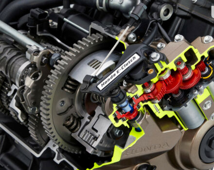Хонда CB 650R, объемом двигателя 0.65 л и пробегом 0 тыс. км за 10157 $, фото 8 на Automoto.ua