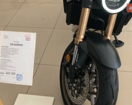 Хонда CB 650R, объемом двигателя 0.65 л и пробегом 0 тыс. км за 10273 $, фото 19 на Automoto.ua