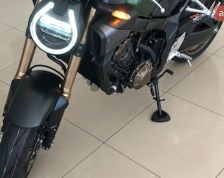Хонда CB 650R, объемом двигателя 0.65 л и пробегом 0 тыс. км за 10273 $, фото 4 на Automoto.ua