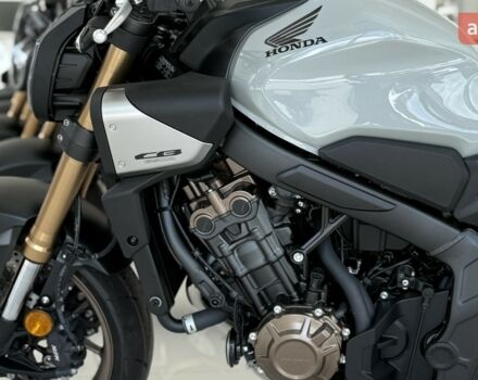 купить новое авто Хонда CB 650R 2025 года от официального дилера «Форсаж авто» Хонда фото